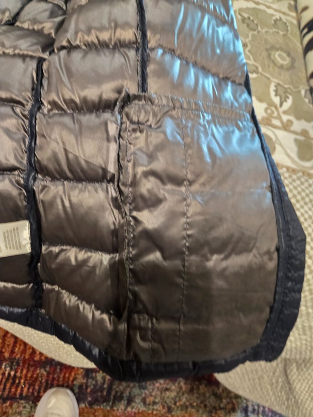 Andrew Marc packable lightweight premium down jacket - Picture 4 of 7